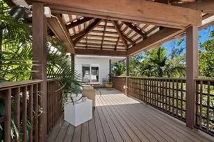 677 Lands End Dr, Longboat Key, FL 34228 - Photo 32
