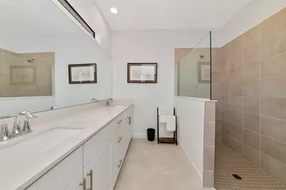 15135 Oxford Grey Drive, Bradenton, FL 34211 - Photo 28