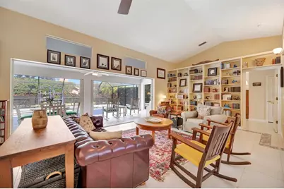 6183 Misty Oaks Drive, Sarasota, FL 34243 - Photo 10