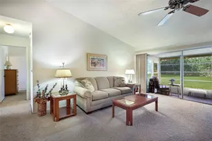 3618 34th Ave Dr W, Bradenton, FL 34205 - Photo 6