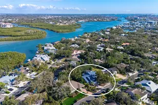 5324 Siesta Ct, Sarasota, FL 34242 - Photo 2