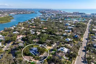 5324 Siesta Ct, Sarasota, FL 34242 - Photo 4