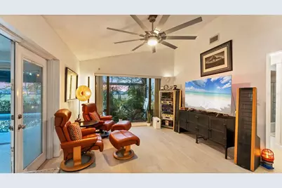 4076 Southwell Way, Sarasota, FL 34241 - Photo 2