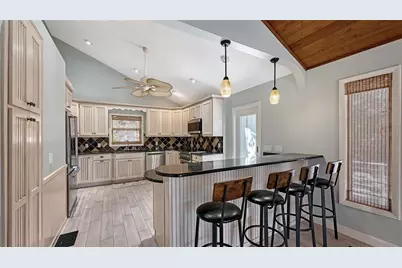 5310 Hidden Harbor Road, Sarasota, FL 34242 - Photo 18