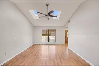 2942 Woodpine Circle, Sarasota, FL 34231 - Photo 4