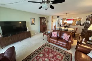 577 Lakeside Dr, Bradenton, FL 34210 - Photo 10