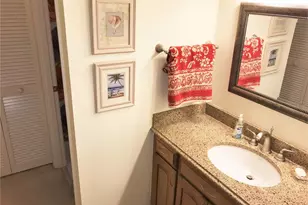 577 Lakeside Dr, Bradenton, FL 34210 - Photo 14