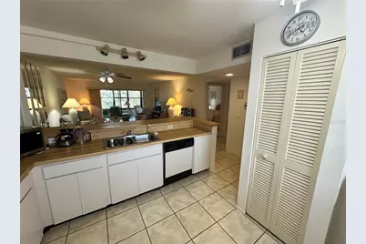 346 Springdale Drive W #346, Bradenton, FL 34210 - Photo 10