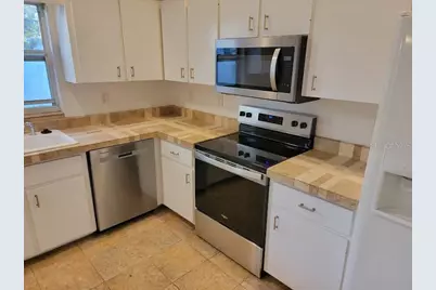 2725 Feiffer Circle, Sarasota, FL 34235 - Photo 8