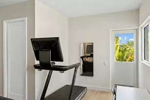 1732 Shoreland Dr, Sarasota, FL 34239 - Photo 40