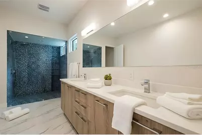1732 Shoreland Drive, Sarasota, FL 34239 - Photo 54