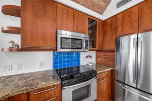 3007 Avenue F, Holmes Beach, FL 34217 - Photo 38