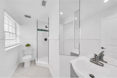 3007 Avenue F #4, 3, 2, 1, Holmes Beach, FL 34217 - Photo 24