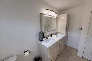 1629 Georgetowne Blvd, Sarasota, FL 34232 - Photo 18