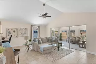 3613 57th Ave Dr W, Bradenton, FL 34210 - Photo 8