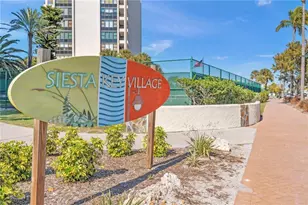 5144 Oxford Dr, Sarasota, FL 34242 - Photo 10