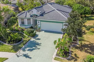 7310 Dunes Ct, Bradenton, FL 34202 - Photo 2