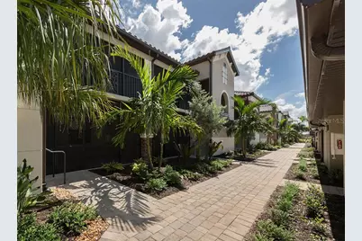 5528 Palmer Circle #105, Lakewood Ranch, FL 34211 - Photo 2