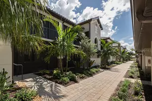 5528 Palmer Cir, Lakewood Ranch, FL 34211 - Photo 2