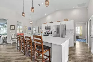 4427 Highland Oaks Cir, Sarasota, FL 34235 - Photo 4