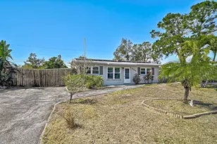 4208 35th St W, Bradenton, FL 34205 - Photo 2