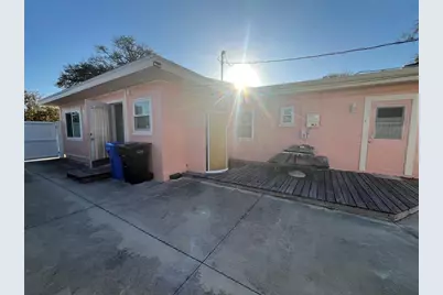 733 Laurel Avenue, Venice, FL 34285 - Photo 8