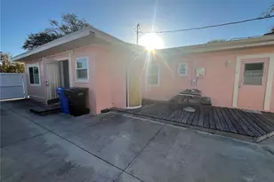 733 Laurel Ave, Venice, FL 34285 - Photo 8