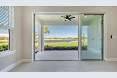 16139 Isola Place, Bradenton, FL 34211 - Photo 10