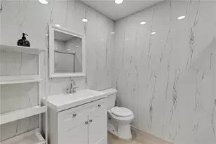 2634 N Dr Martin Luther King Way, Sarasota, FL 34234 - Photo 22