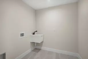 225 Baytree Dr, Rotonda West, FL 33947 - Photo 12