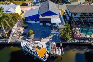 4211 3rd Ave NE, Bradenton, FL 34208 - Photo 2