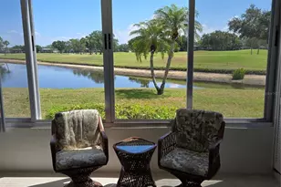 7193 W Country Club Dr N, Sarasota, FL 34243 - Photo 6