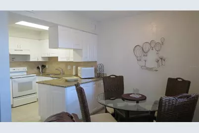 7193 W Country Club Drive N #138, Sarasota, FL 34243 - Photo 8