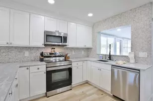 3719 118th St W, Bradenton, FL 34210 - Photo 8