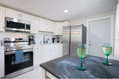 1004 67th Avenue W, Bradenton, FL 34207 - Photo 10