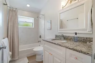 2051 Roselawn St, Sarasota, FL 34231 - Photo 60