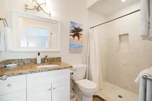 2051 Roselawn St, Sarasota, FL 34231 - Photo 26