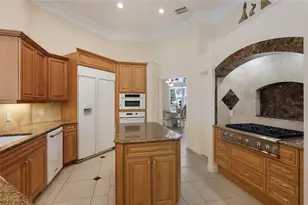 7908 Warwick Gardens Ln, University Park, FL 34201 - Photo 14