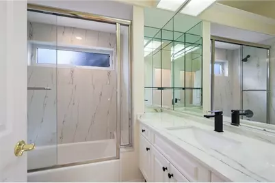 7908 Warwick Gardens Lane, University Park, FL 34201 - Photo 34