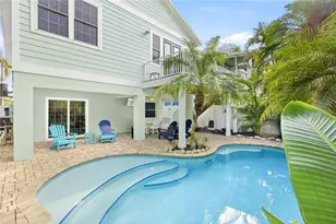 302 62nd St, Holmes Beach, FL 34217 - Photo 6