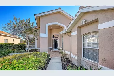 9447 Forest Hills Circle, Sarasota, FL 34238 - Photo 4
