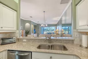 9447 Forest Hills Cir, Sarasota, FL 34238 - Photo 28