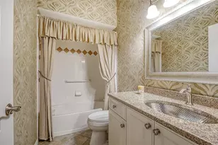 9447 Forest Hills Cir, Sarasota, FL 34238 - Photo 46