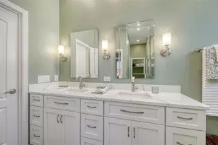 9447 Forest Hills Cir, Sarasota, FL 34238 - Photo 38