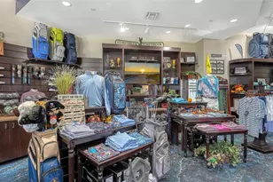 9447 Forest Hills Cir, Sarasota, FL 34238 - Photo 68