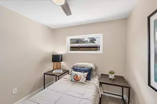 2111 Vinson Ave, Sarasota, FL 34232 - Photo 24