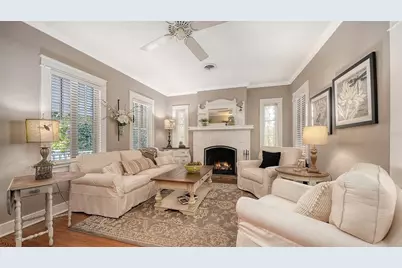 1751 Floyd Street, Sarasota, FL 34239 - Photo 4