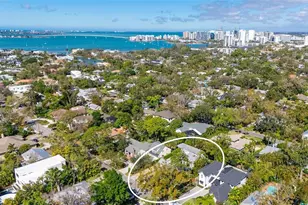 1751 Floyd St, Sarasota, FL 34239 - Photo 44