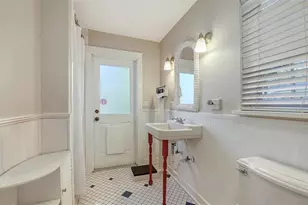 1751 Floyd St, Sarasota, FL 34239 - Photo 32