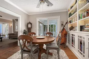 1751 Floyd St, Sarasota, FL 34239 - Photo 10